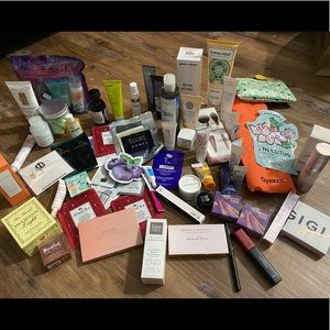 HUGE BEAUTY BUNDLE-LOTS OF FULL SIZE, VALUE WELL OVER $500💄💋